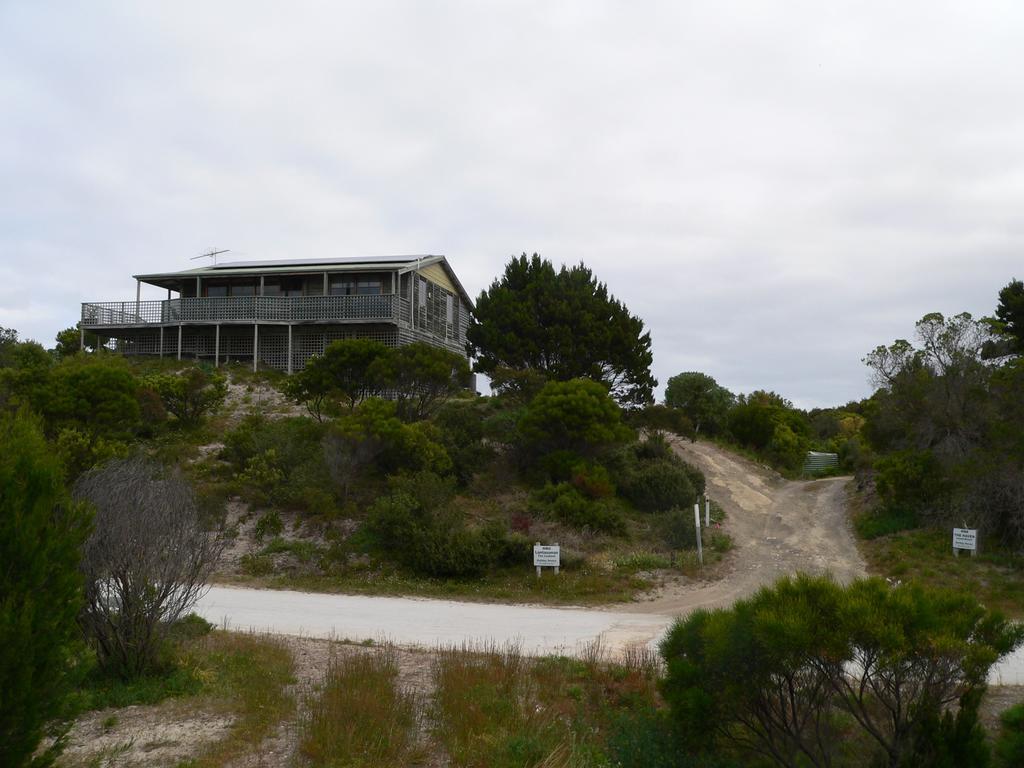 Lantauanan - The Lookout Island Beach Exterior foto